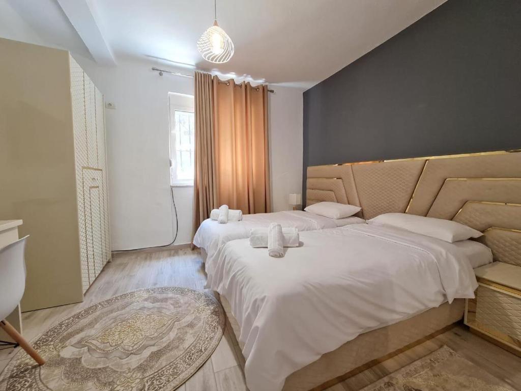Home Center Korce Extérieur photo