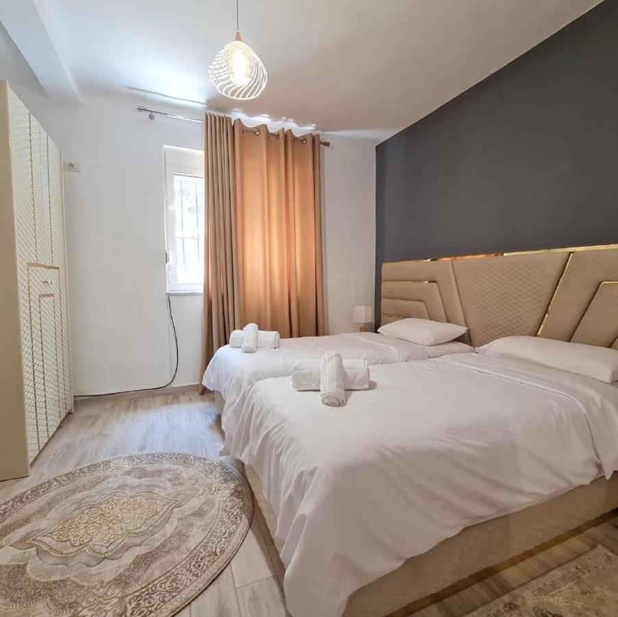 Home Center Korce Extérieur photo